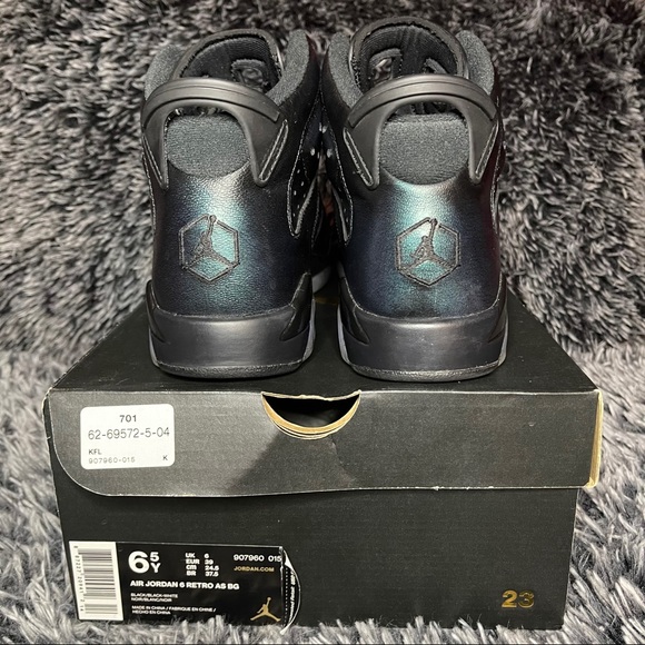 Retro 6 - Picture 4 of 4